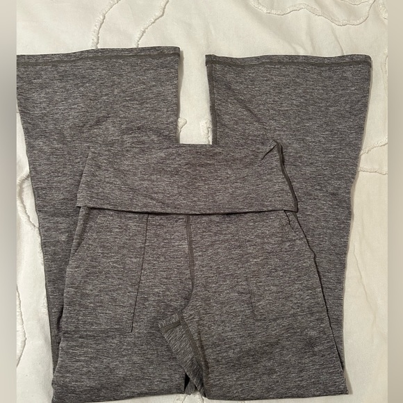 AERIE Fold-over Flare Leggings - Picture 3 of 5
